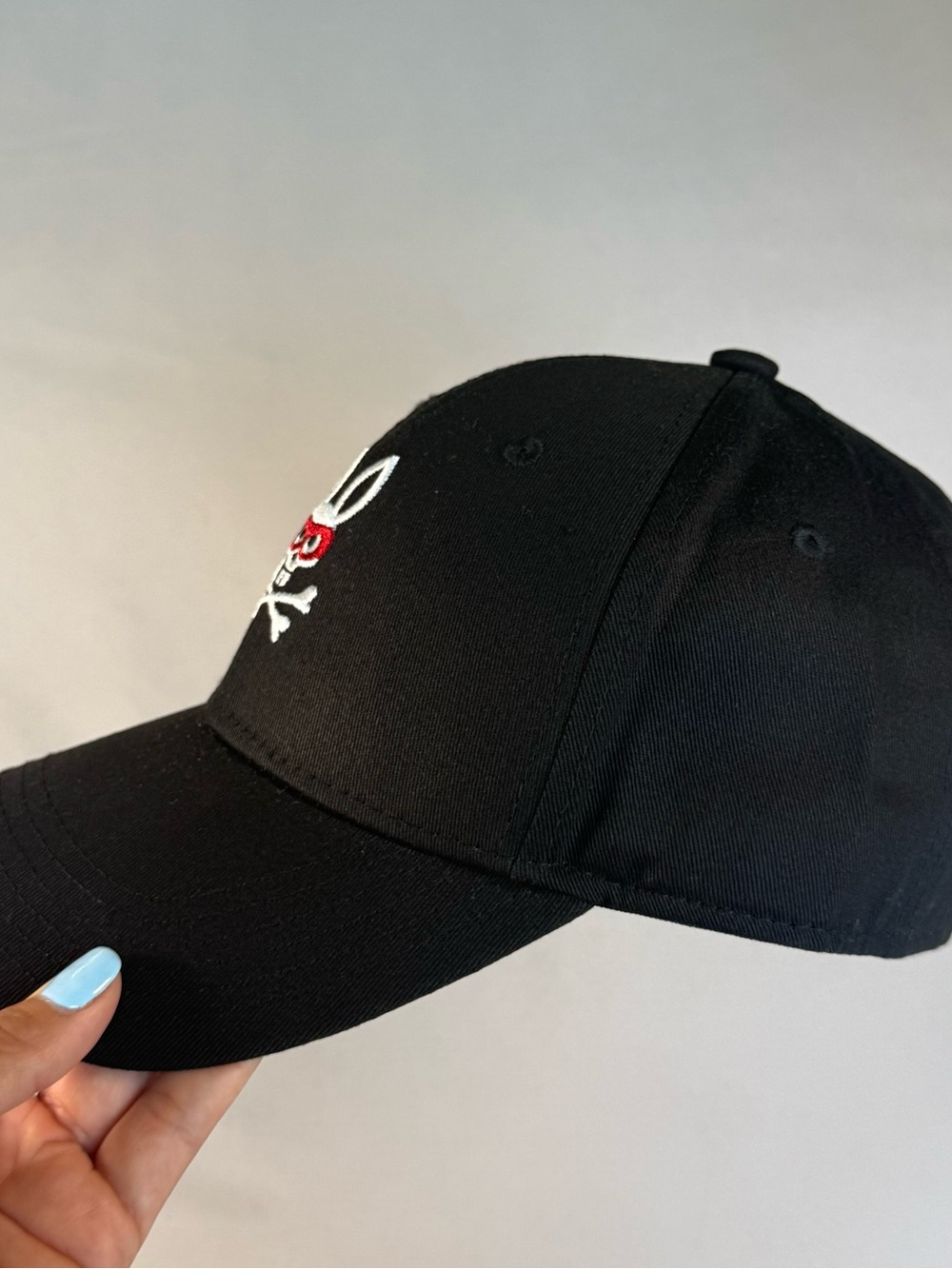 Psycho Bunny baseball cap in black with red masked skull - Picture 4 of 5